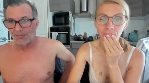 LOVELY JULIA  Peter DAY online show from October 25, 9:19 am