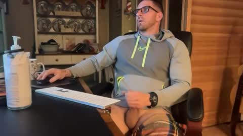 murdockjones7989 online show from November 18, 8:39 am