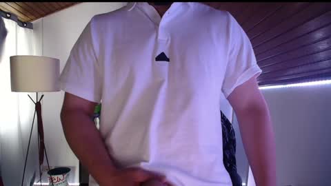 Snapshot of muscle_cock32 chatting on January 28, 12:22 pm David Big online show from January 28, 12:22 pm