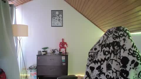 Snapshot of muscle_cock32 chatting on December 11, 9:23 pm David Big online show from December 11, 9:23 pm