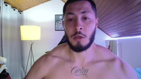 Snapshot of muscle_cock32 chatting on December 30, 5:58 am David Big online show from December 30, 5:58 am