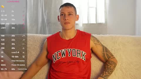 muscle_king_cum online show from November 19, 1:54 pm