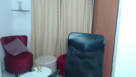 myke online show from December 31, 9:21 am