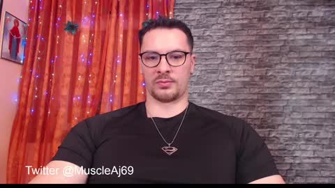Snapshot of muscleaj69 chatting on December 29, 7:11 pm AJ online show from December 29, 7:11 pm