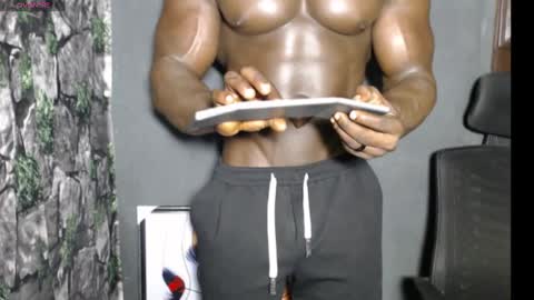 musclegod23 online show from January 21, 11:24 pm