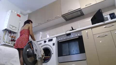 Snapshot of musclesqueen chatting on January 17, 7:51 am MusclesQueen online show from January 17, 7:51 am