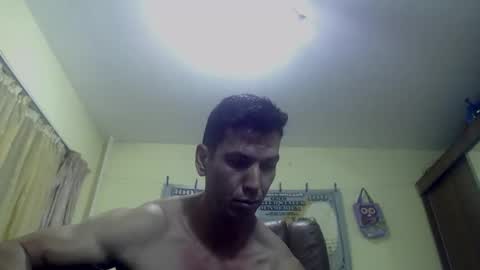 Snapshot of musculargod chatting on September 29, 8:41 pm SexyMuscled online show from September 29, 8:41 pm