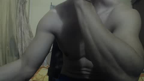Snapshot of musculargod chatting on December 24, 3:58 pm SexyMuscled online show from December 24, 3:58 pm