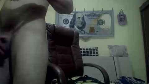 Snapshot of musculargod chatting on October 9, 9:20 pm SexyMuscled online show from October 9, 9:20 pm