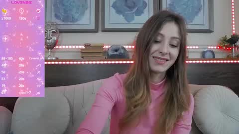 Luna  online show from November 23, 9:13 pm