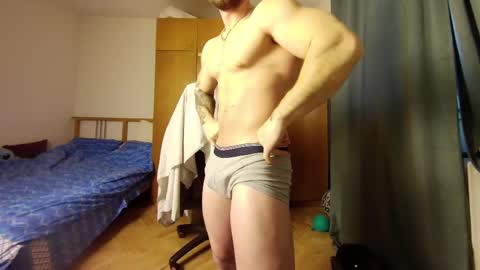 musle joker online show from February 12, 9:31 am