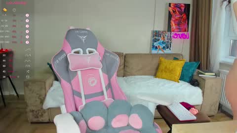 Emmy online show from February 22, 2:17 am