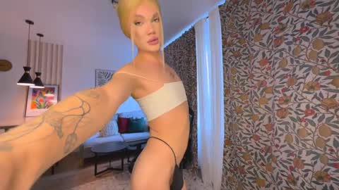 Sandra Muse online show from September 26, 11:18 am