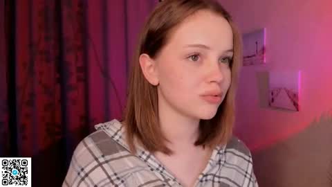 Snapshot of mya66maya chatting on February 12, 5:37 pm Maya online show from February 12, 5:37 pm
