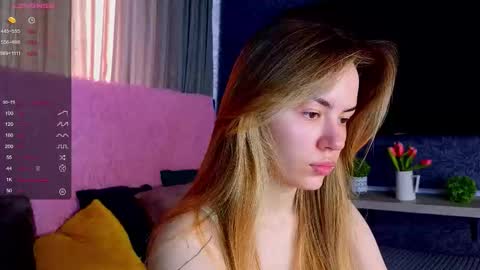 Snapshot of mya66maya chatting on September 25, 8:54 am Maya online show from September 25, 8:54 am