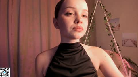 Snapshot of mya66maya chatting on December 17, 7:37 pm Maya online show from December 17, 7:37 pm