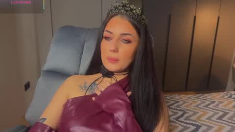 Hecate online show from November 1, 10:14 am