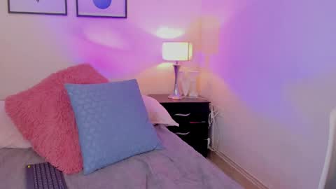 Mykel   online show from June 5, 1:49 pm