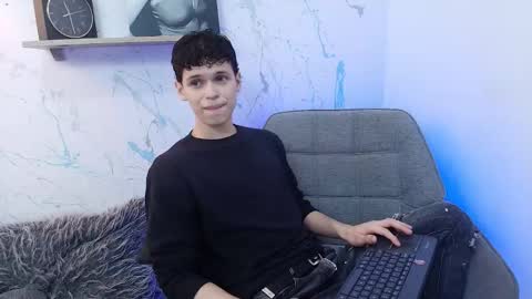 Mykel   online show from November 11, 3:03 pm