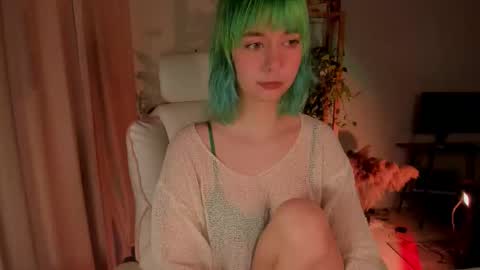 MylaFlores online show from October 21, 2:38 am