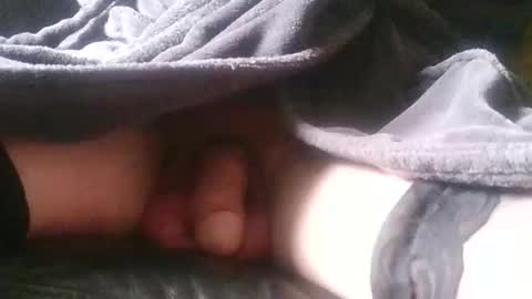 myles777233325 online show from April 17, 7:33 am