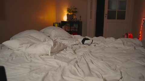 Sima online show from October 15, 12:06 pm