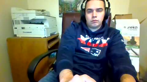 sexyguylovesall online show from February 15, 10:31 pm