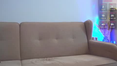 Ariel online show from December 14, 9:40 am