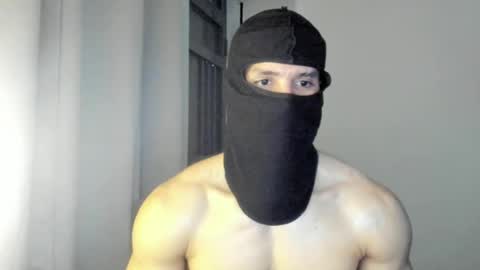 mysterious_muscles online show from June 24, 11:12 pm