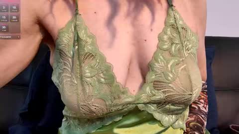 Snapshot of mystery_nymph_milf chatting on February 20, 10:48 pm Mystery Nymph Milf online show from February 20, 10:48 pm