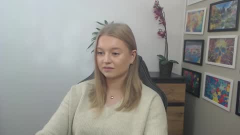 Erica online show from October 1, 9:30 am