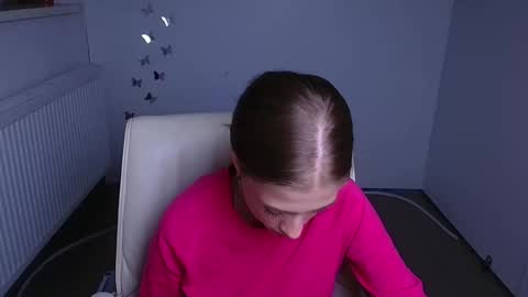 Emelie online show from September 17, 11:13 am