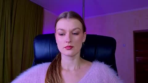 mysticvenus_ online show from February 2, 3:41 pm