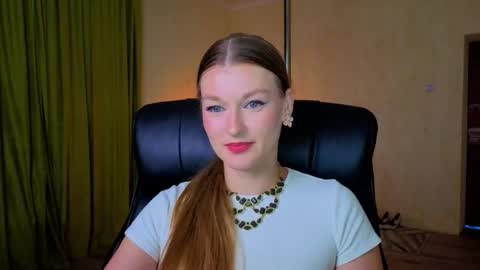 mysticvenus_ online show from March 4, 3:20 pm