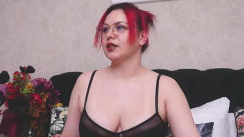 MystiqueRosee online show from April 18, 7:51 pm