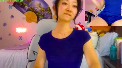 Snapshot of mysweetsofie1 chatting on February 4, 1:12 am MySweetSofie online show from February 4, 1:12 am