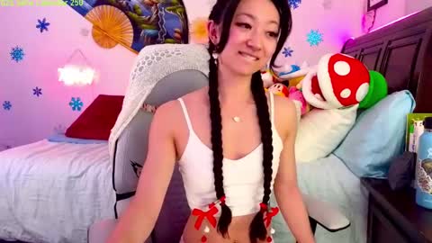 Snapshot of mysweetsofie1 chatting on February 21, 5:13 am MySweetSofie online show from February 21, 5:13 am