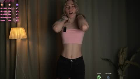 Olivia or just olive online show from February 19, 7:57 pm