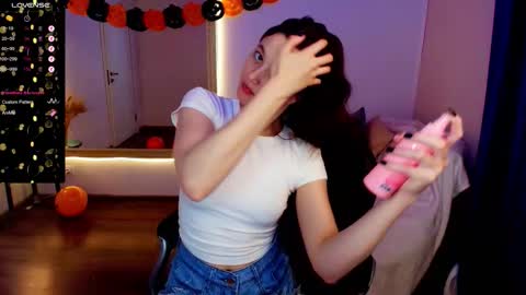 Eva  online show from November 6, 4:37 am