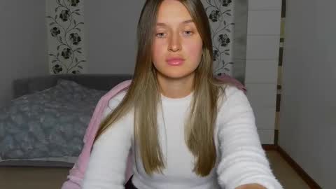 Eva online show from November 8, 3:59 pm