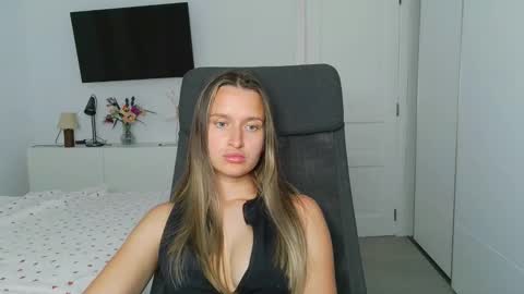 Eva online show from October 28, 10:44 pm