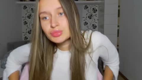 Eva online show from November 10, 4:32 pm