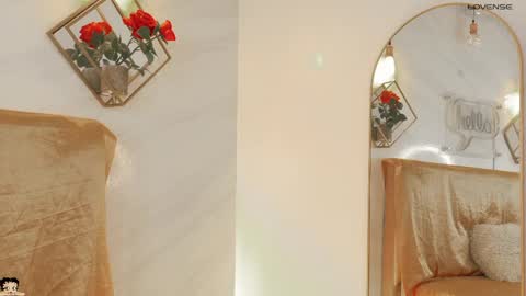 naamah_b online show from April 17, 2:41 pm