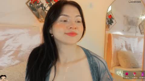 naamah_b online show from September 25, 2:24 pm