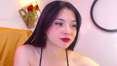 naamah_b online show from January 22, 1:53 pm