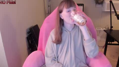 Natalie Marlo online show from September 26, 2:08 am