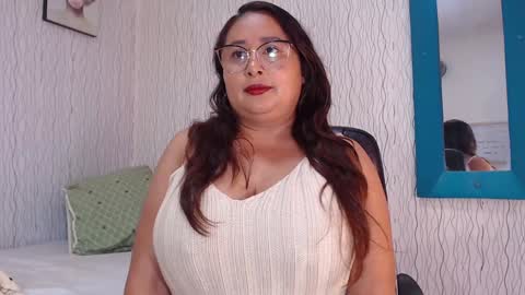Nadia online show from January 9, 6:26 pm