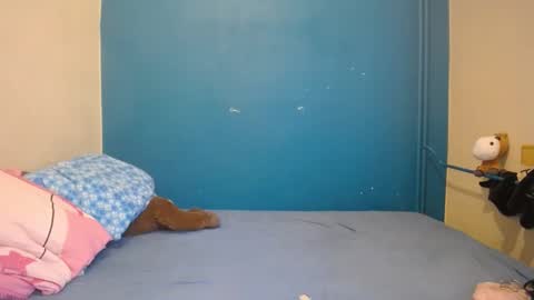 nadinnnea online show from March 8, 11:37 am