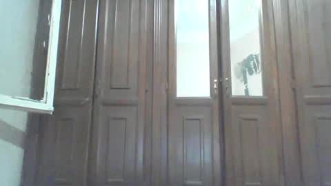 V online show from October 19, 3:49 pm