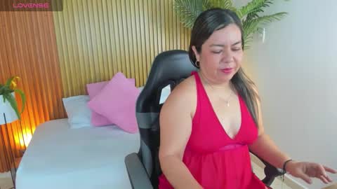 N A H I A online show from March 13, 12:30 pm